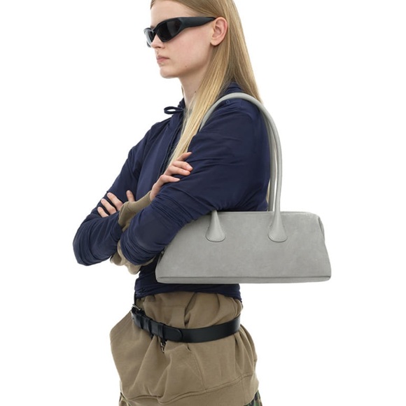 Osoi Handbags - Osoi boat wide suede grey